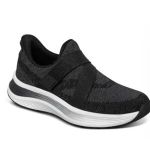 Women’s Athletic Sneakers